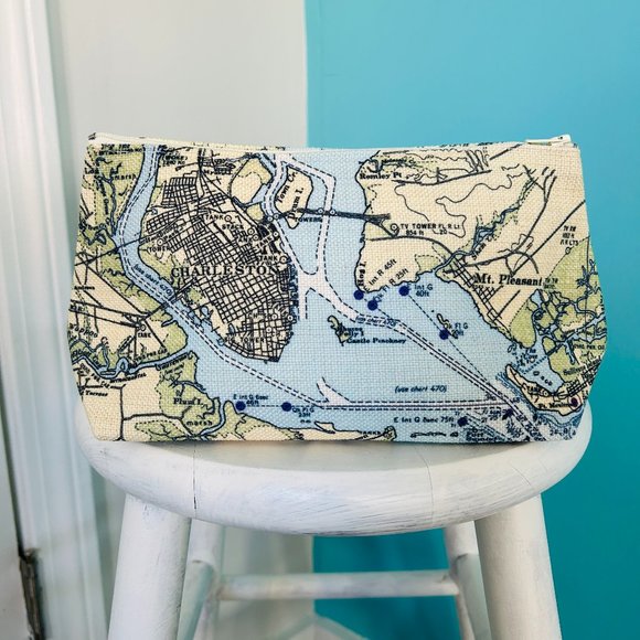 NEW without TAGS Cosmetic Bag with print of Charleston, South Carolina - Picture 2 of 7